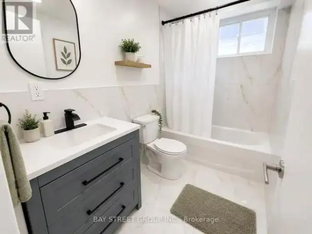House 3 Bedroom For Rent Waterloo ON 2500 ELS103030762