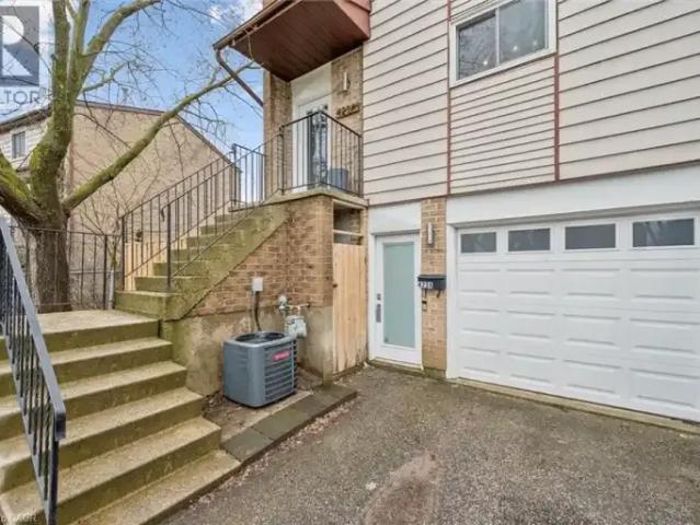 House 3 Bedroom For Rent Waterloo ON 2850 ELS102915394