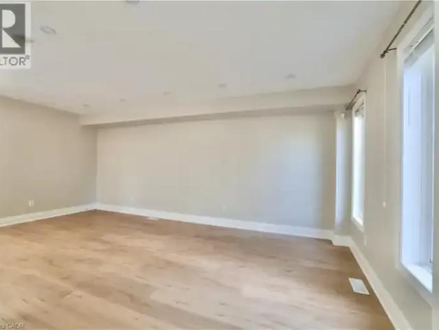 House 3 Bedroom For Rent Waterloo ON 2950 ES101879321