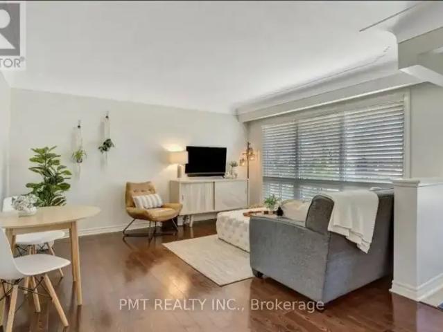 House 3 Bedroom For Rent Waterloo ON 3350 ES103652871