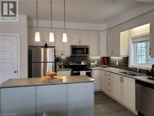 House 3 Bedroom For Rent Waterloo ON 3490 ELS102243236