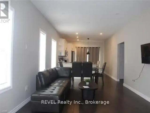 House 3 Bedroom For Rent Welland ON 2300 ES100761546