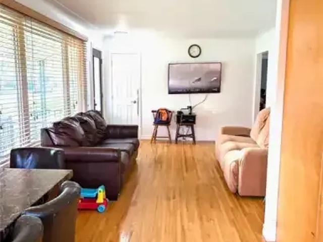 House 3 Bedroom For Rent Windsor ON 2300 ES103216015