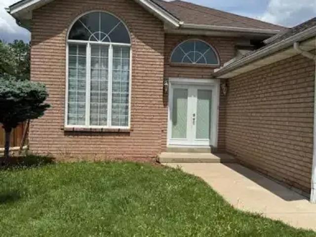 House 3 Bedroom For Rent Windsor ON 2400 ES103355457
