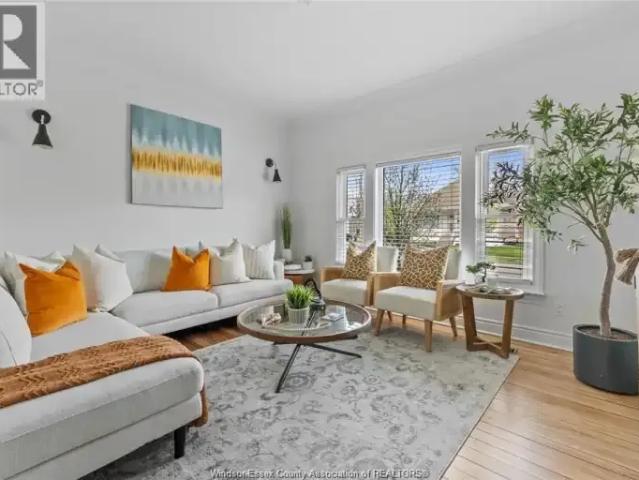 House 3 Bedroom For Rent Windsor ON 2450 ES105151053