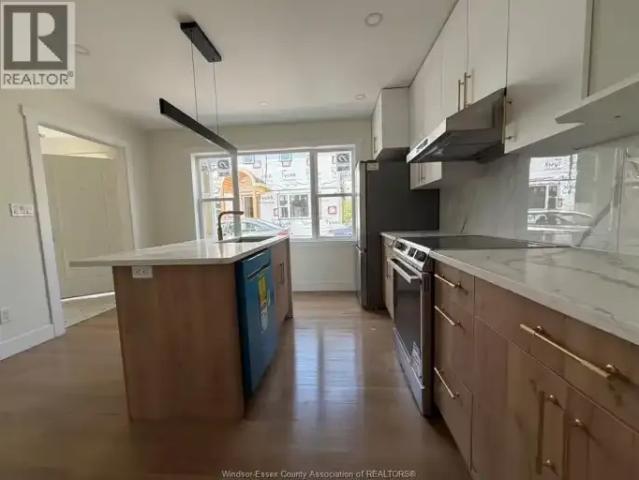 House 3 Bedroom For Rent Windsor ON 2500 ELS101910423