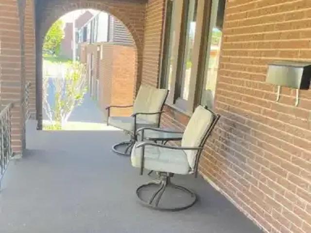 House 3 Bedroom For Rent Windsor ON 2550 ES103840426