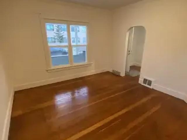 House 3 Bedroom For Rent Winnipeg MB 1595 ES103215841