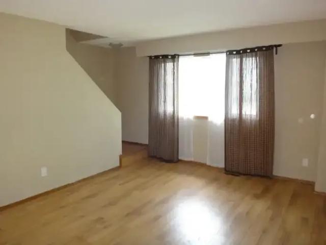 House 3 Bedroom For Rent Winnipeg MB 1895 ES102846487