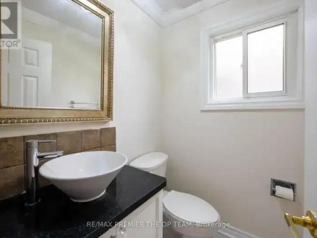 House 3 Bedroom For Rent Vaughan ON 4000 ES102794986