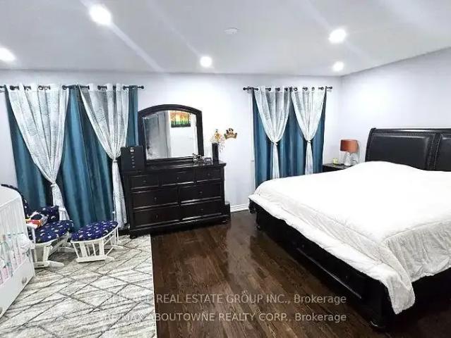 House 3 Bedroom For Rent Vaughan ON 4000 ES103091746
