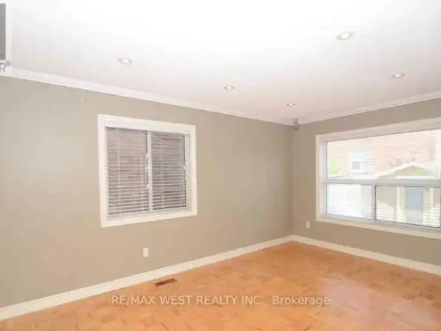 House 3 Bedroom For Rent Vaughan ON 3200 ES105088036