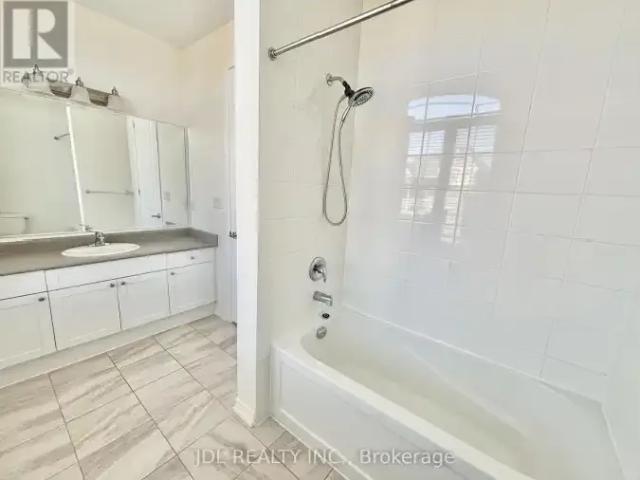 House 3 Bedroom For Rent Vaughan ON 3800 ES102243227