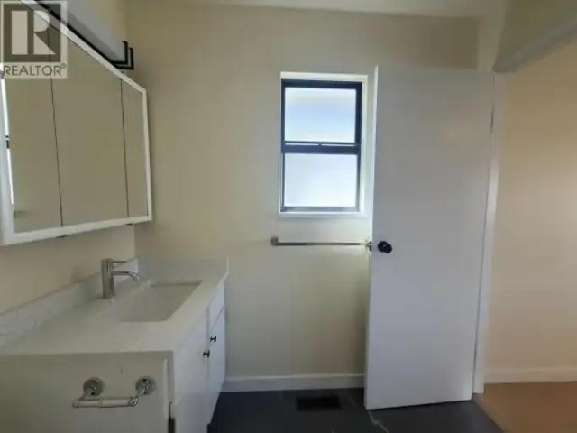 House 3 Bedroom For Rent Vancouver BC 3900 ELS102915346