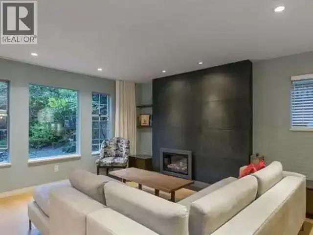 House 3 Bedroom For Rent Vancouver BC 4800 ES102339238