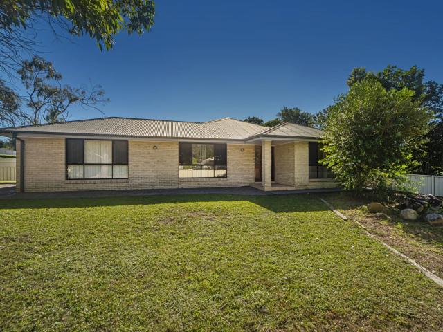 house 3 Blue Gum Way, North Nowra