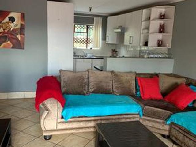 house to let at maniini m