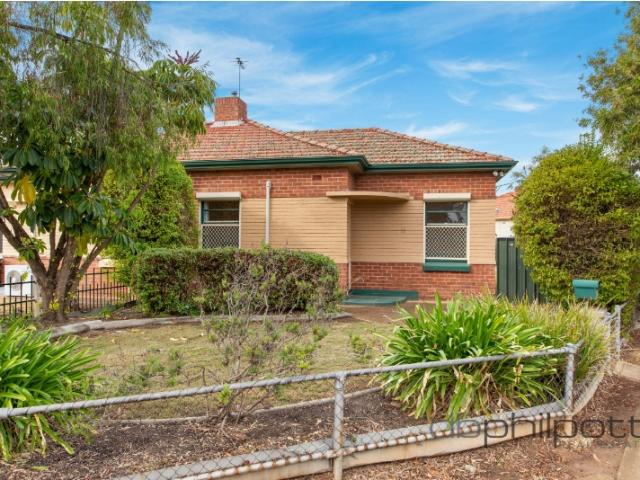 house to let in 16 Miranda Avenue, KILBURN 3 bed