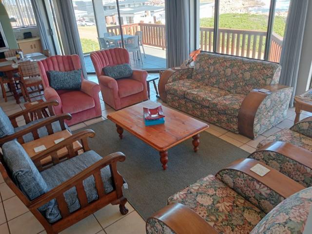 House To Rent in Cape St Francis Eastern Cape