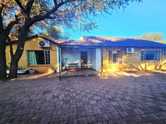 House to rent in Kathu