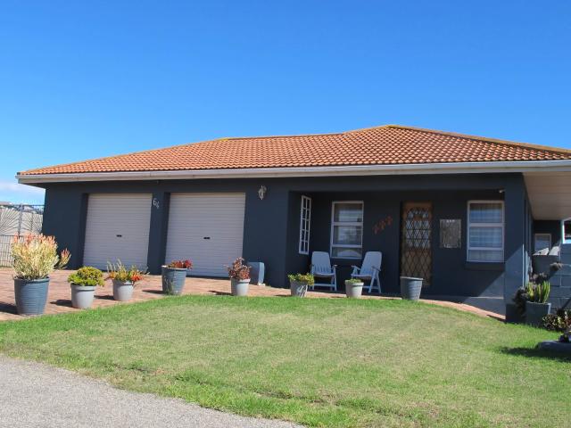House to rent in Wave Crest