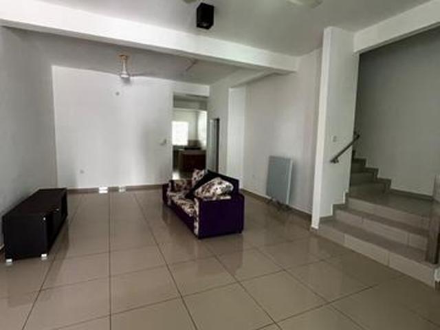 HOUSE to rent SENDAYAN HIJAYU 3D