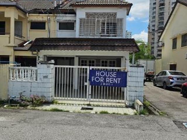 House to sale PJS1024A Tmn Sri Subang PJ