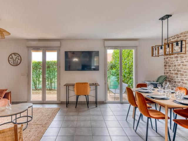 House with a garden 10 minutes from Lyon