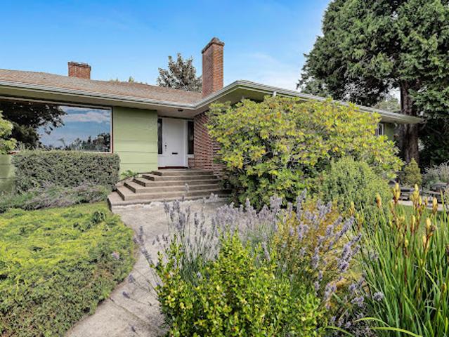 House with garden