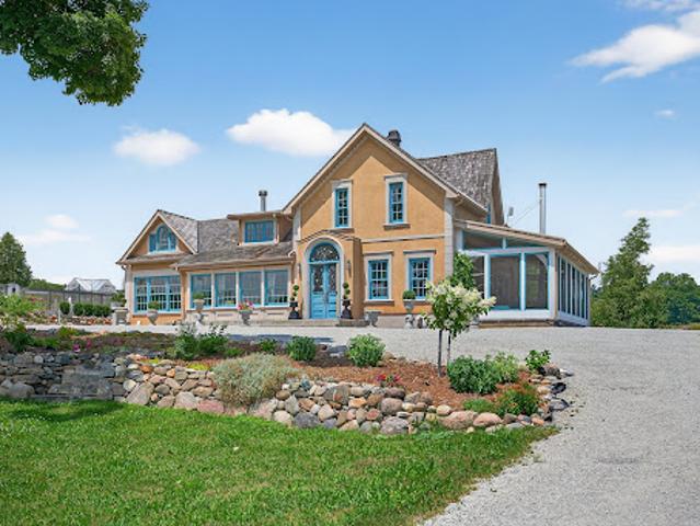 House with garden