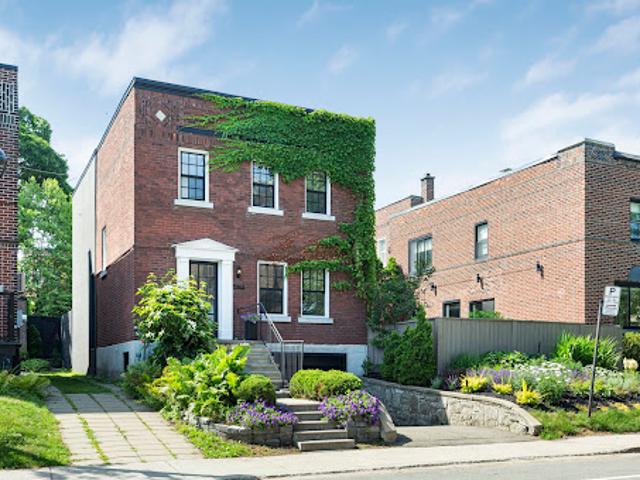 House with garden
