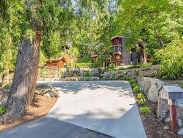 House with Garden