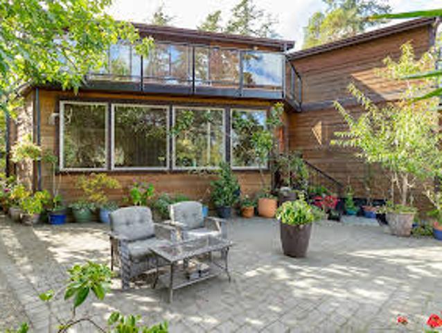 House with Garden