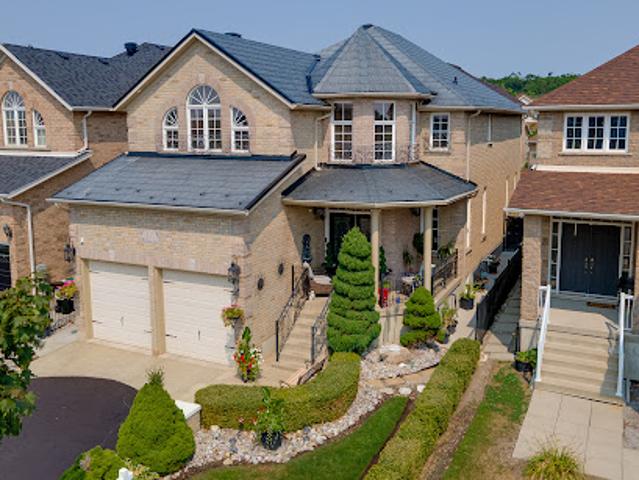House with garden