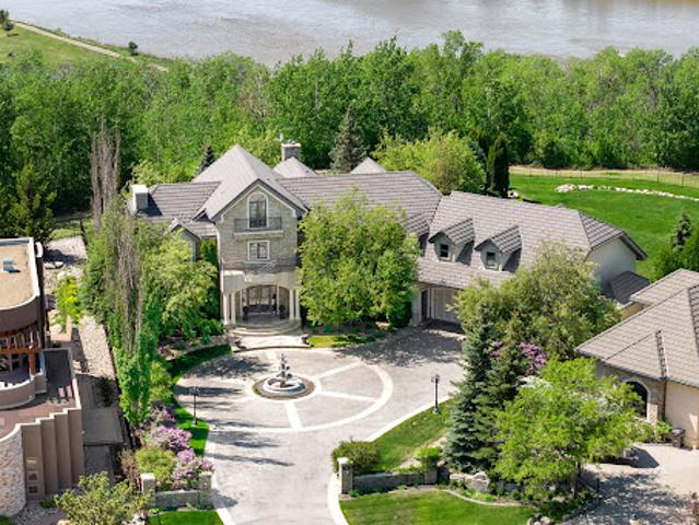 House with garden