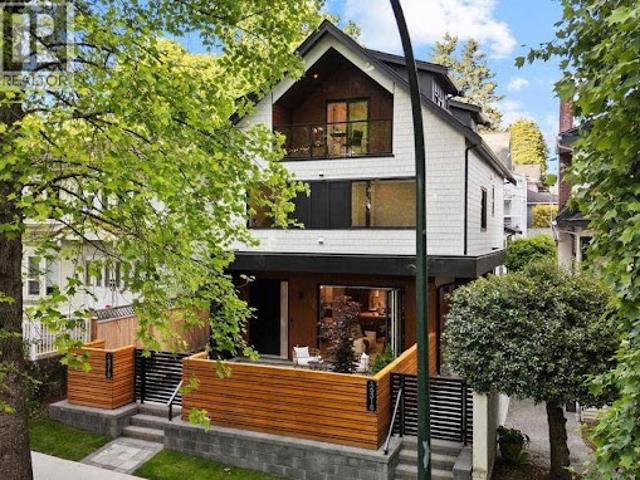House with garden and terrace