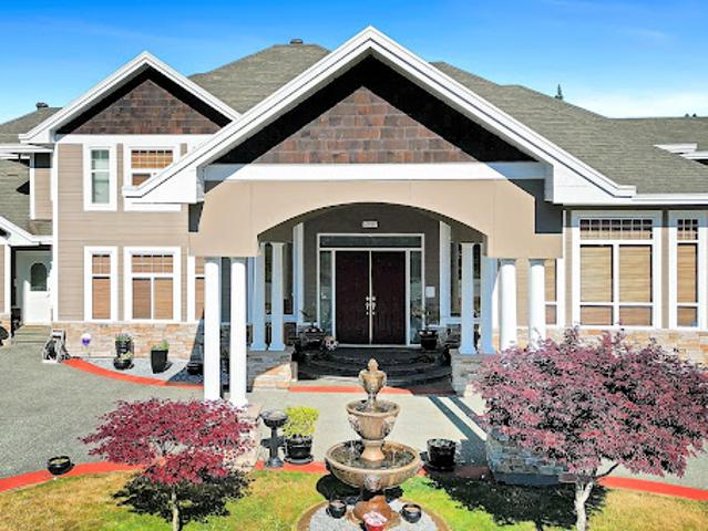 House with garden and terrace