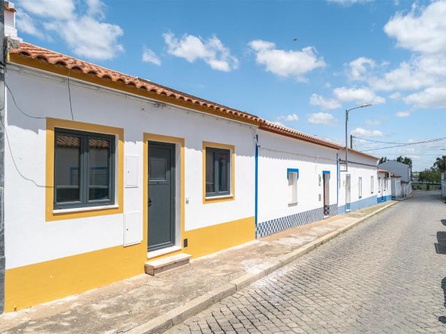 House with patIo and terrace| for sale | alentejo 0m² Montoito