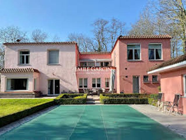 House with Pool and Terrace