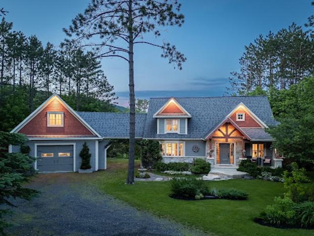 House with terrace