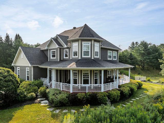 House with terrace