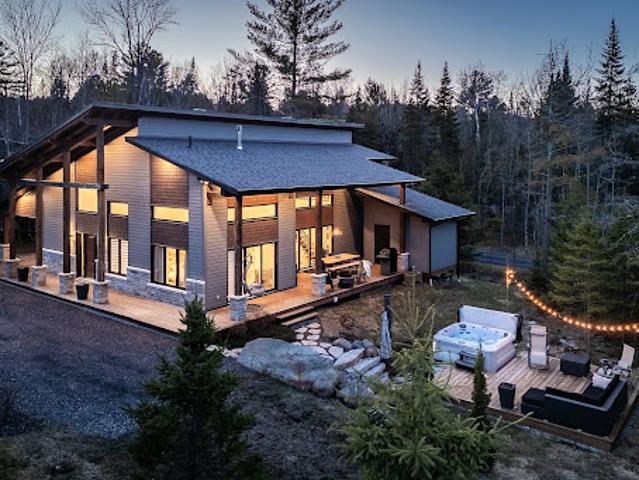 House with garden and terrace