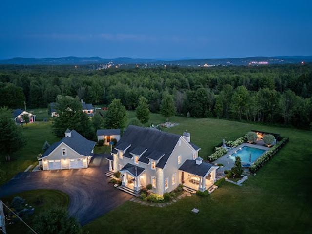 House with terrace