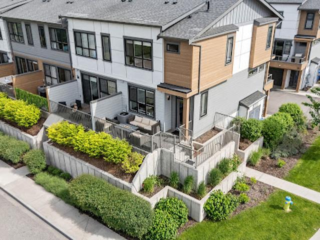 House with terrace