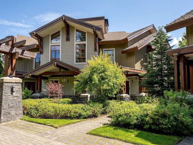 House with terrace