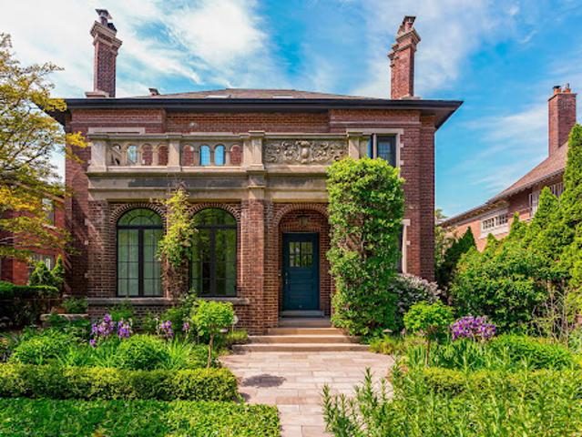 House with terrace