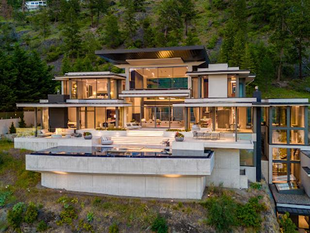 House with terrace