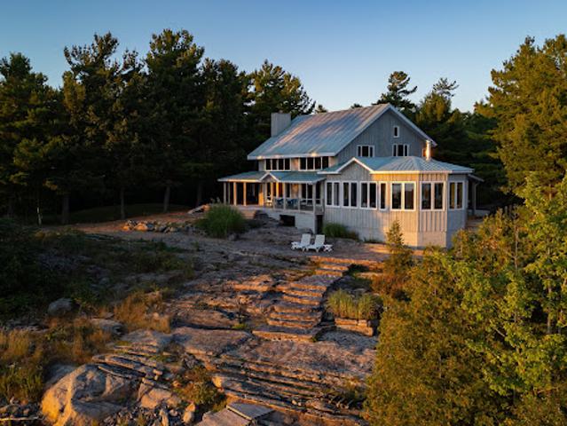 House with terrace