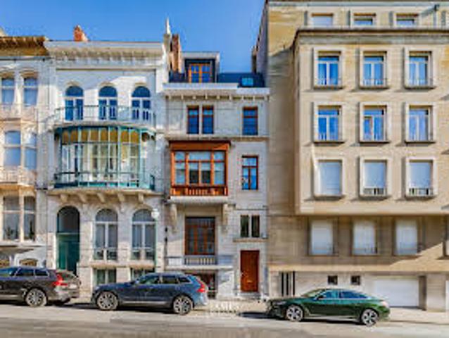 House with Terrace
