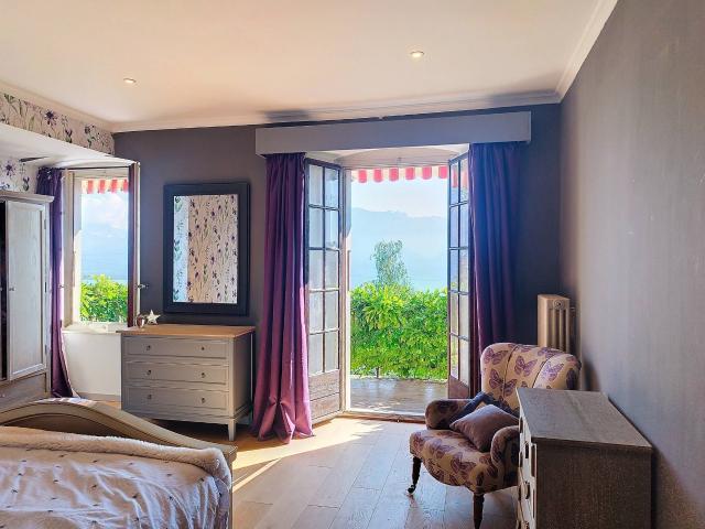 House with 10 rooms on sale in Saint Légier La Chiésaz 360 m² | dreamo. Ch